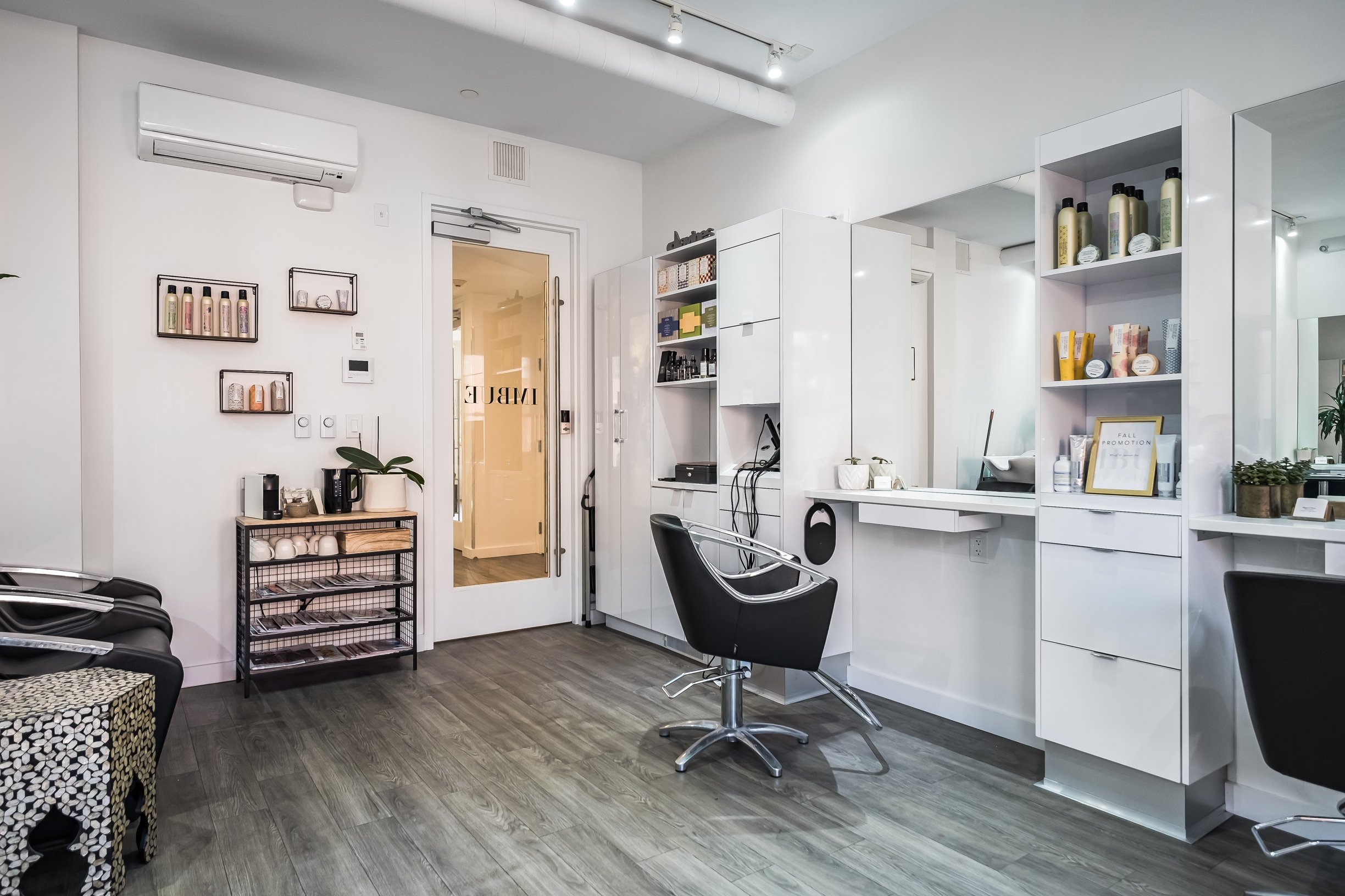 Newbury Street all-inclusive hair salon studio for rent