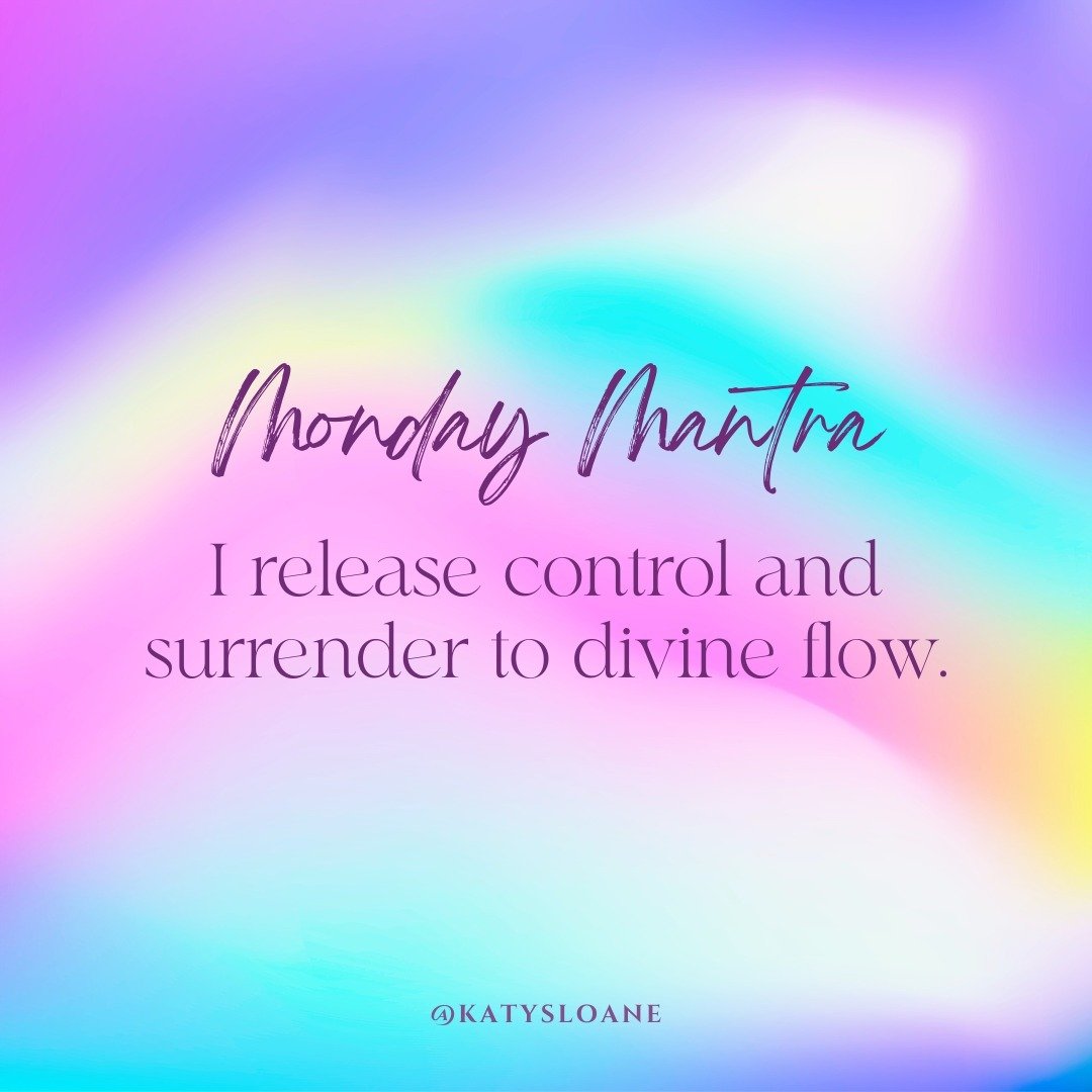 This mantra is a great reminder to relinquish control and allow things to unfold in divine ways. By doing so we release resistance and surrender to the greater plan....remember the universe always has your back! 💫

✨Take a moment to read this mantra