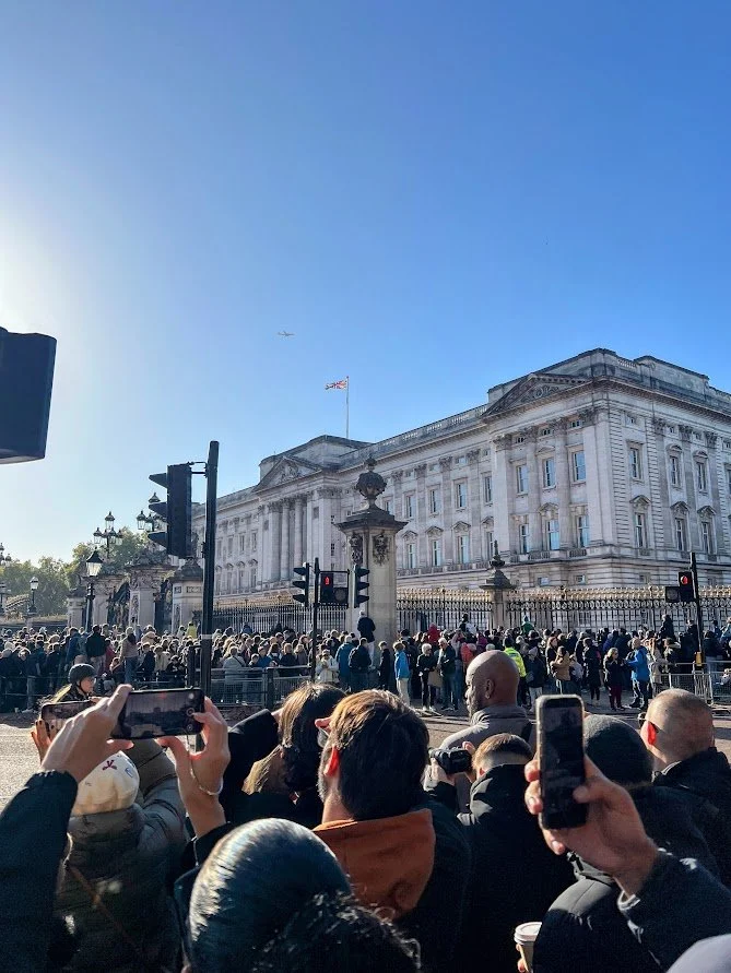 buckingham palace.jpg