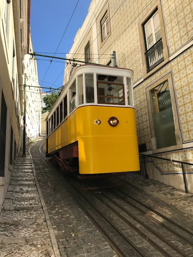 Lisbon public transit.jpg