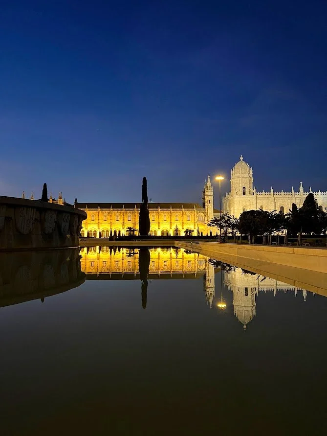 Top sights in lisbon portugal.jpg