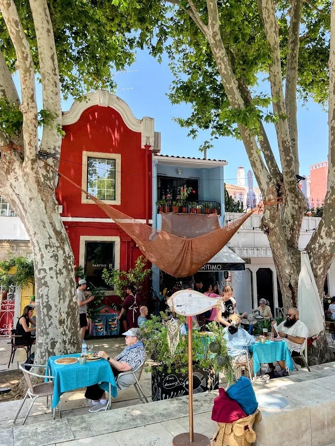 downtown cascais.jpg