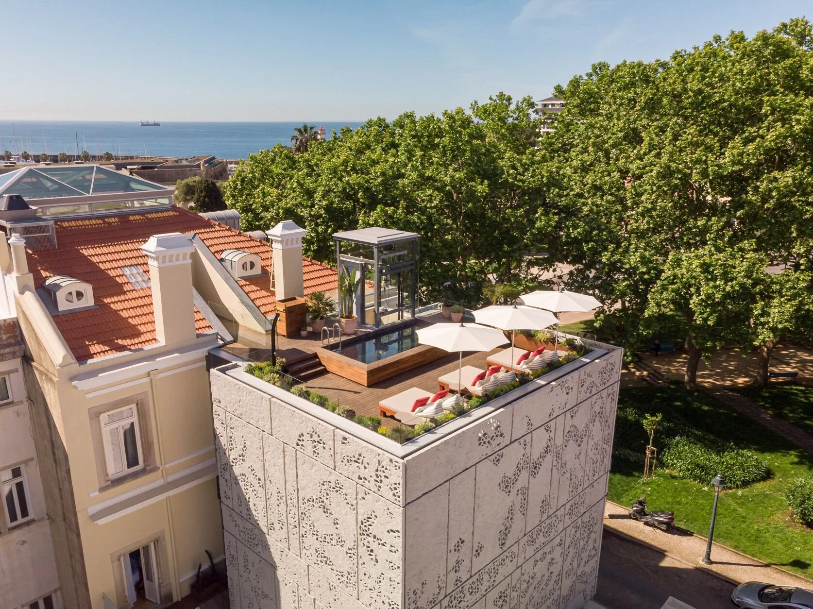 cascais top hotel.jpg