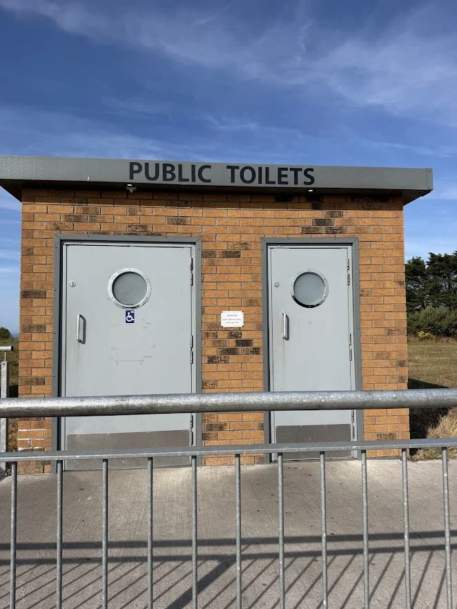 Howth Cliff walk bathrooms