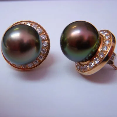 South Sea Tahitian Black Pearl Earrings in Rose Gold