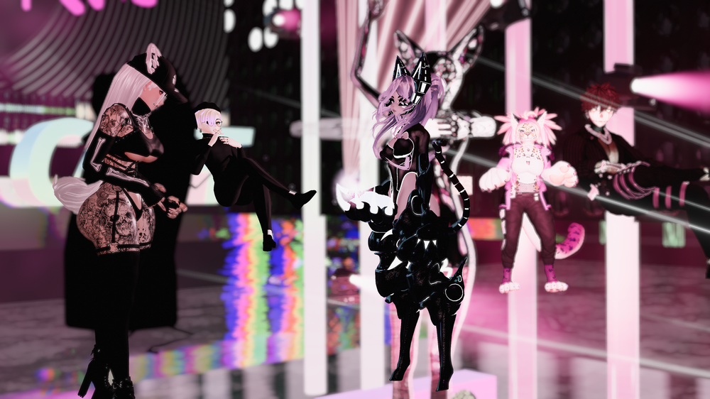 VRChat_2023-09-23_14-28-05.087_3840x2160.png