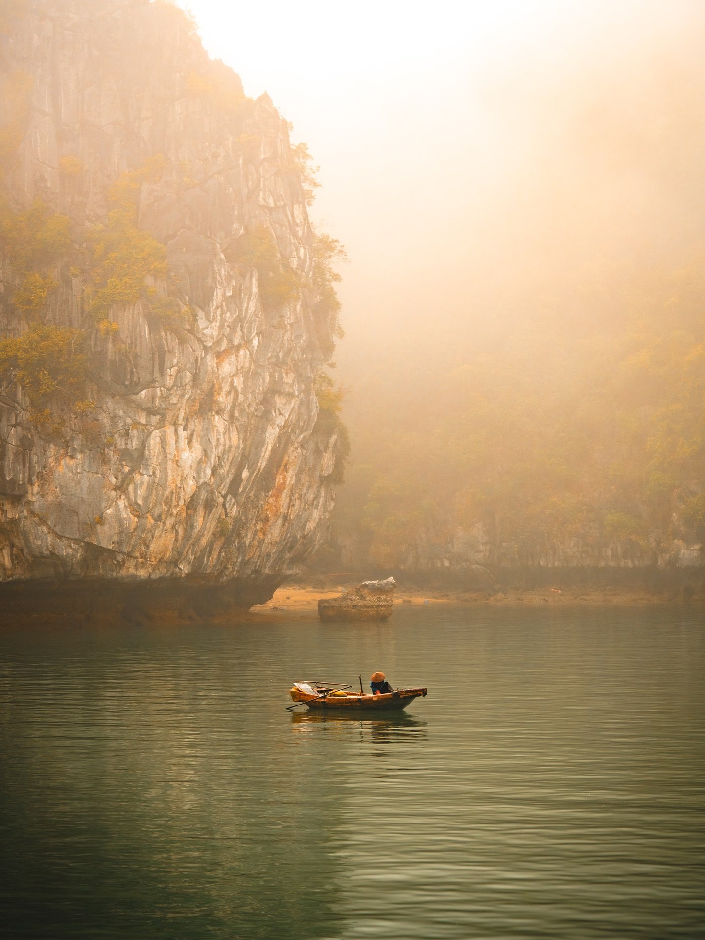 // Life of Vietnam on camera 🇻🇳 

As you may know, I love travelling, meeting new people, and discovering different cultures and yummy food. I started this series back in 2022, as Vietnam is part of my heritage, being half Dutch and half Vietnamese