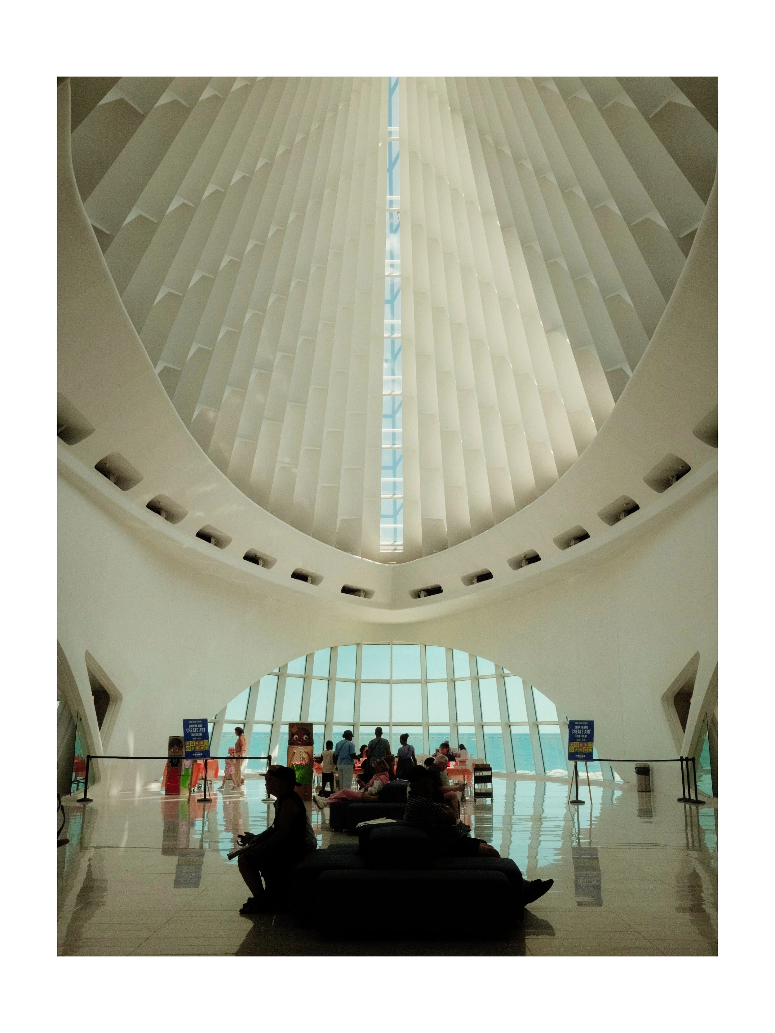 INT. INSIDE MILWAUKEE ART MUSEUM - DAY.jpg