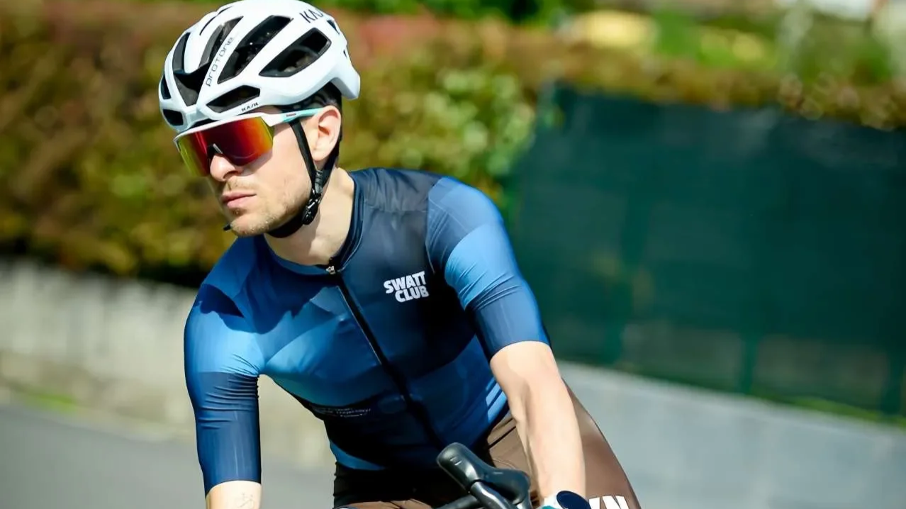 ANDREA aka THE GLUTEN FREE CYCLIST 🇺🇸 