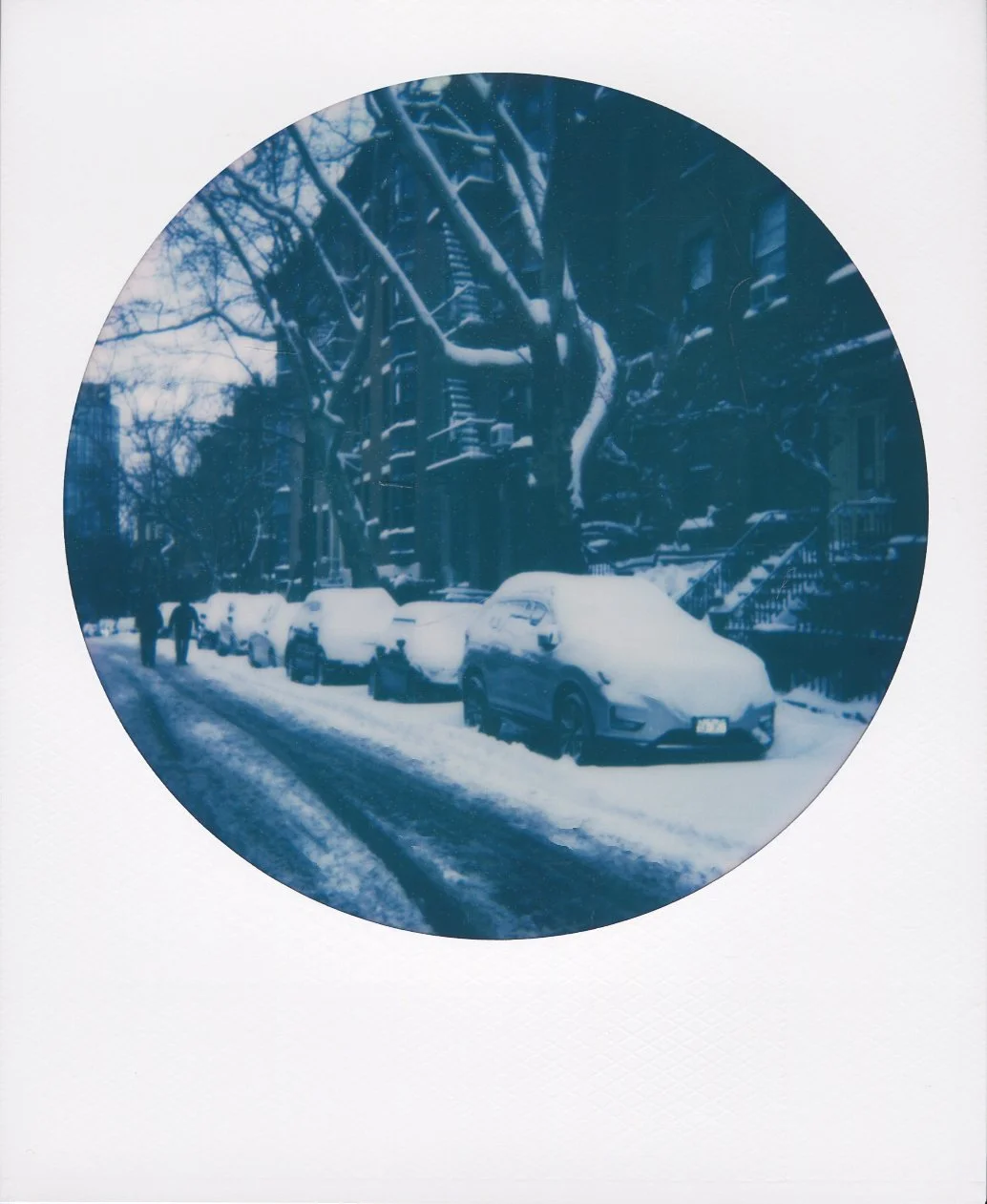 polaroid-new-york-city-round-01.jpg
