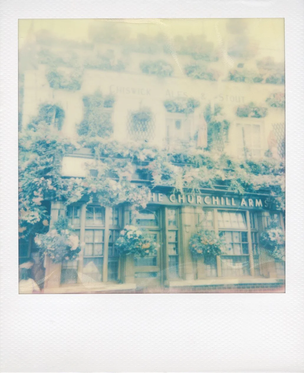 polaroid-europe-london-02.jpg