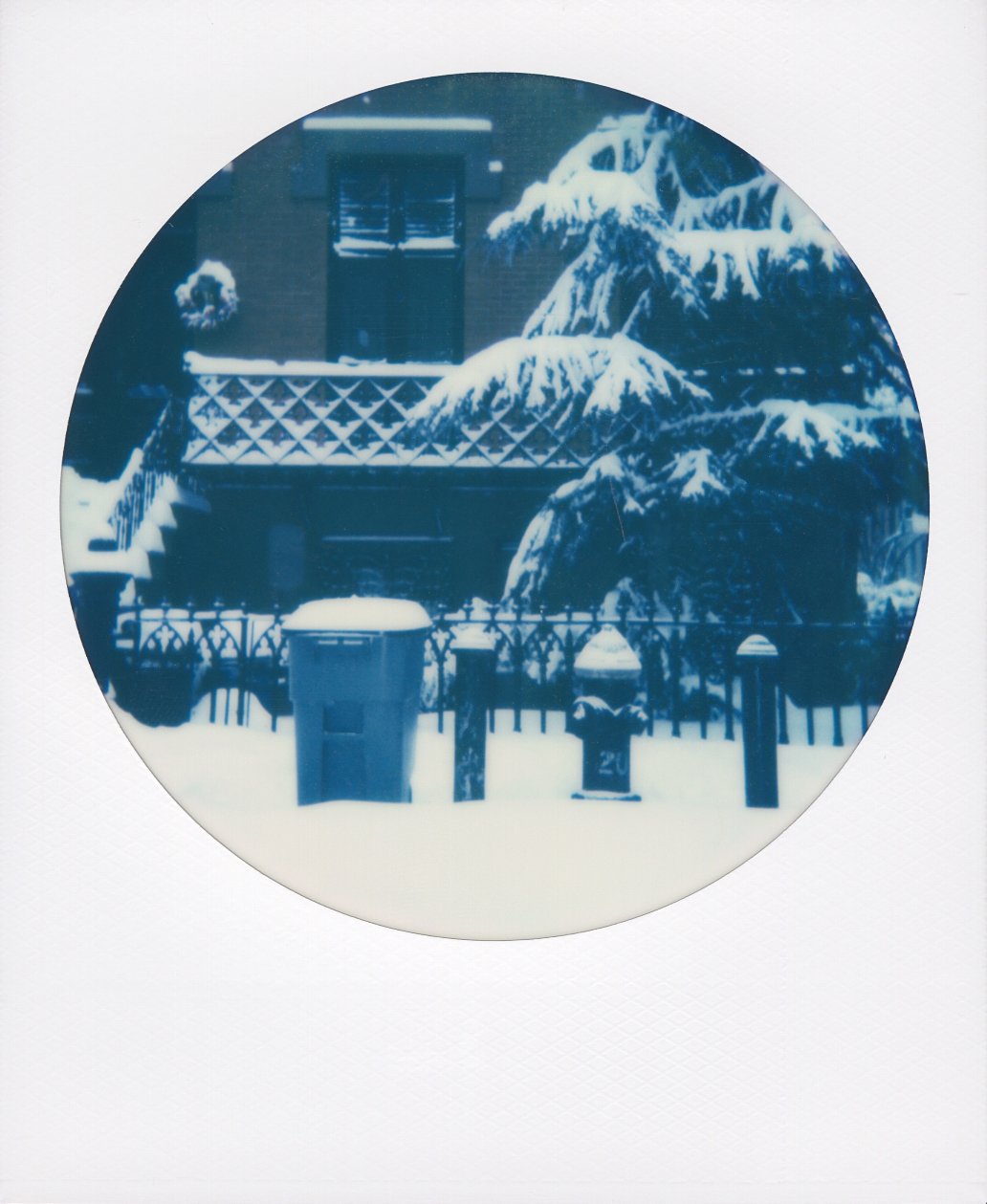 polaroid-new-york-city-round-04.jpg