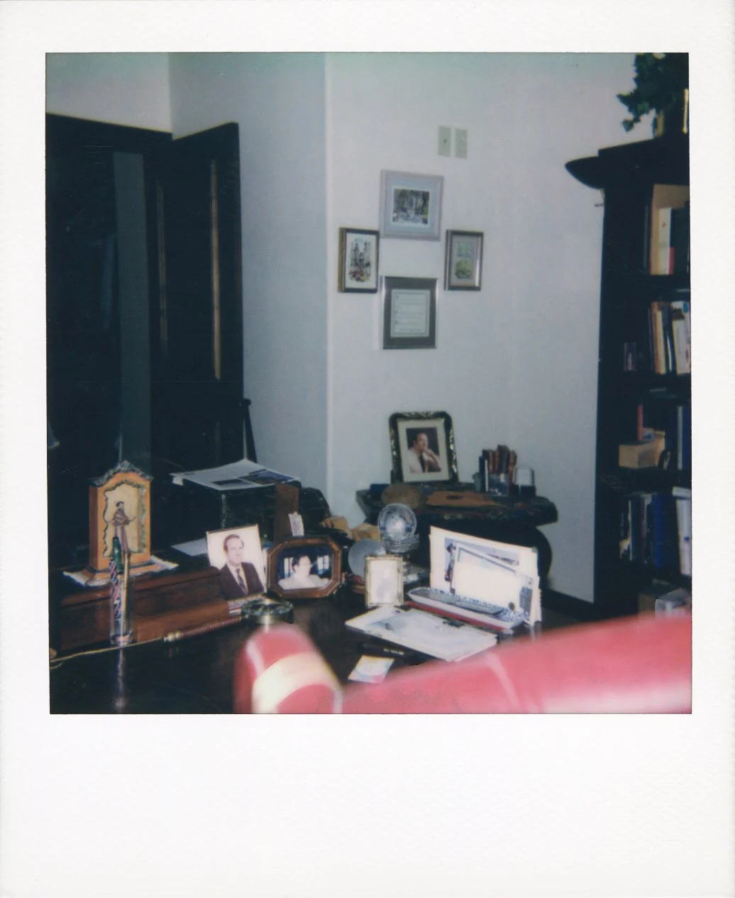 polaroid-portrait-interior-02.jpg