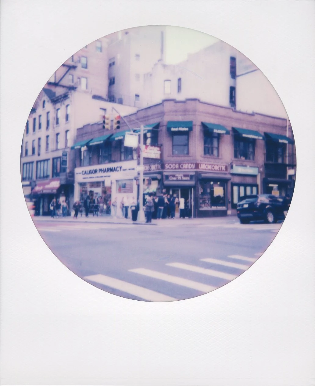 polaroid-new-york-city-round-08.jpg