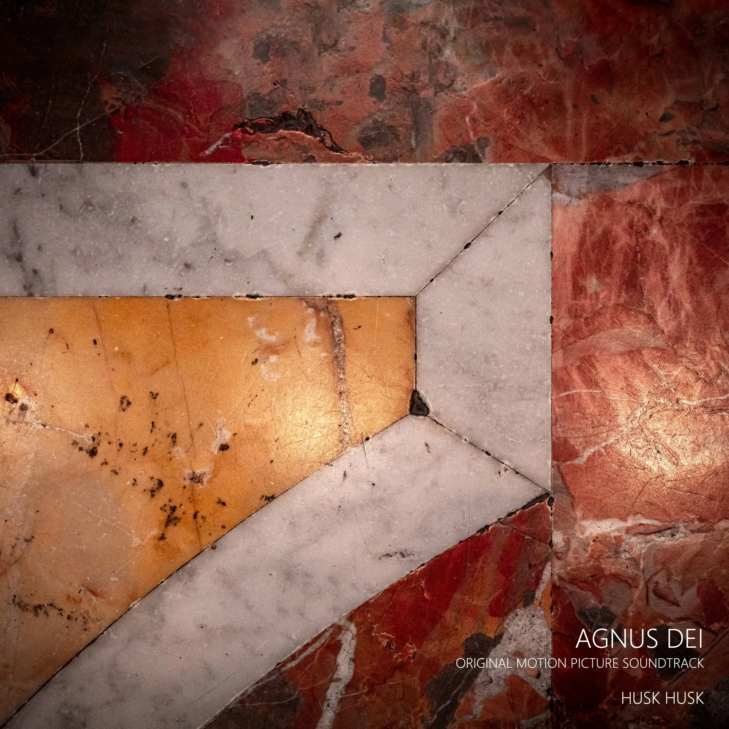 AGNUS_DEI_OST_HUSKHUSK_JonasVerhulst.jpg