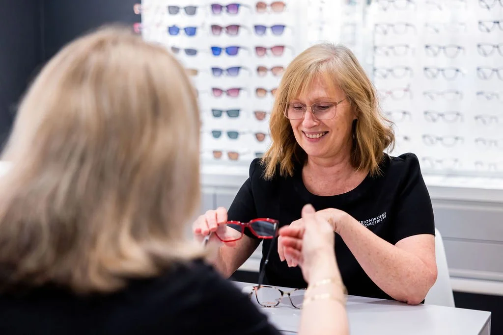 Experienced glasses mechanic repairs and fixes frames in Engadine