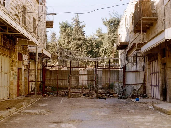 09_barrier_hebron4.jpg