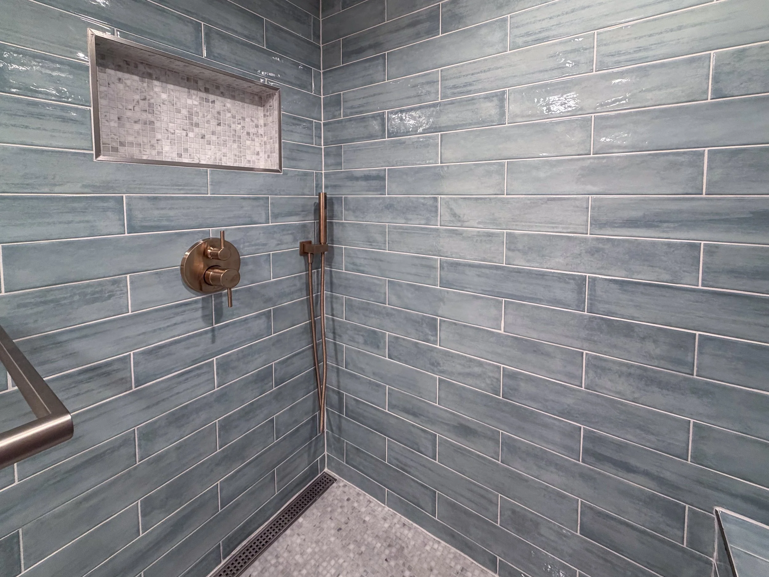 INTERIOR DESIGN + RENOVATION