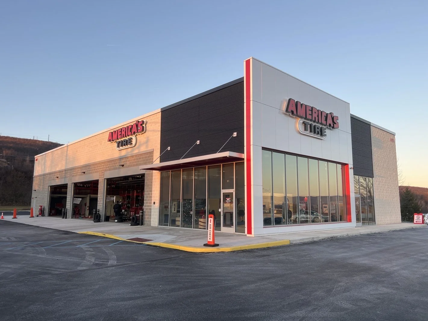 Discount Tire ACM and Canopy.jpg