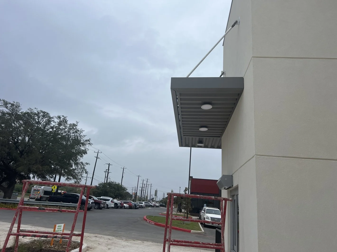 Salad Go Small Canopy Lights.jpg