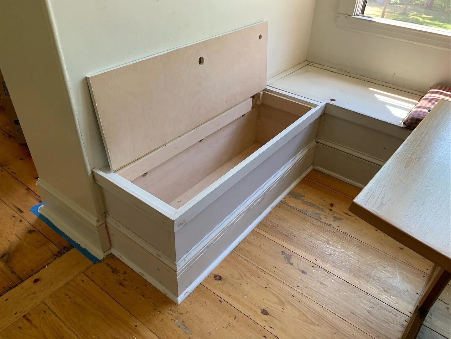 Peaks Island - Banquette