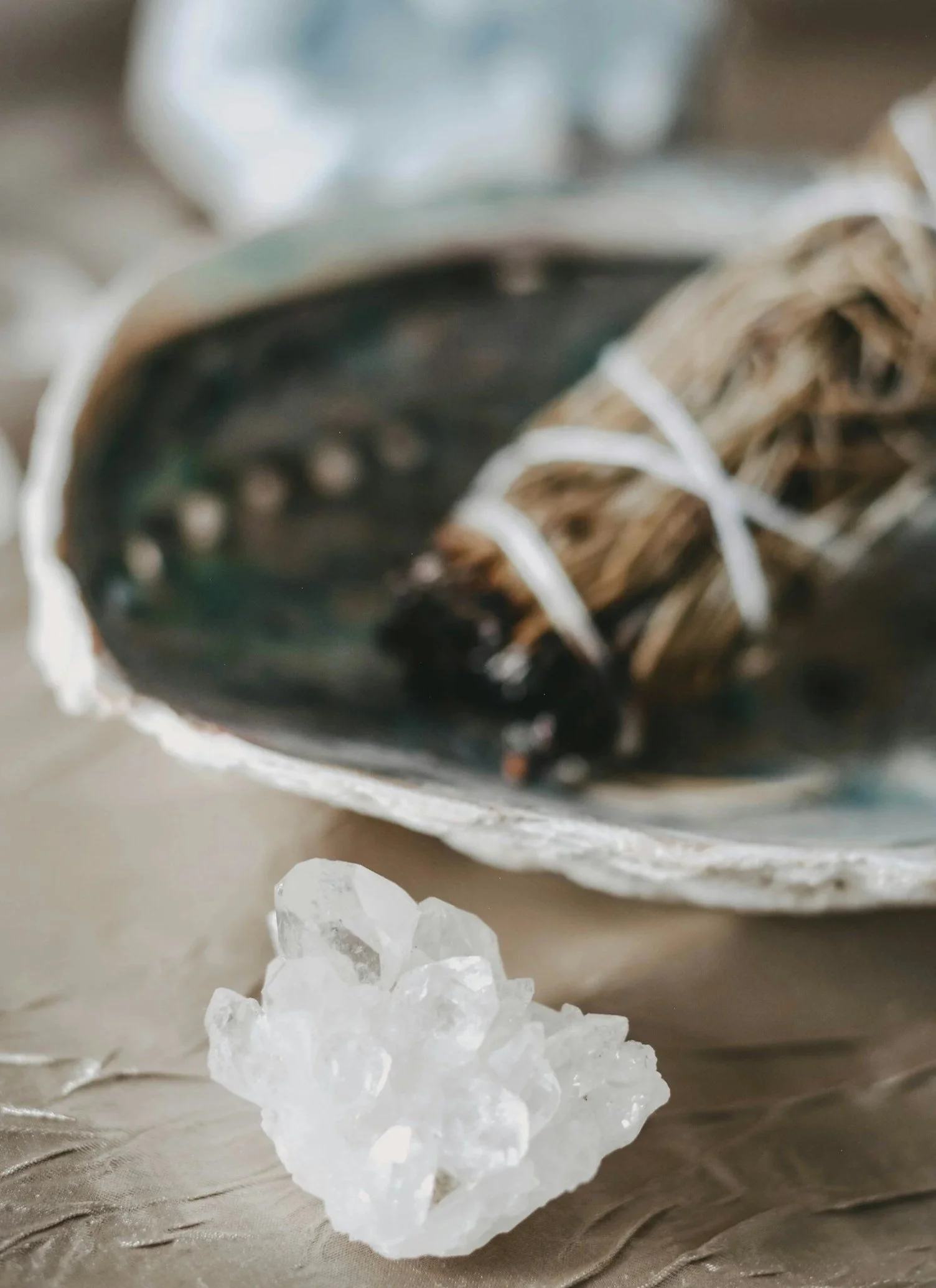 The Zen Edit: Your Guide to Meditation, Crystals, and Wellness