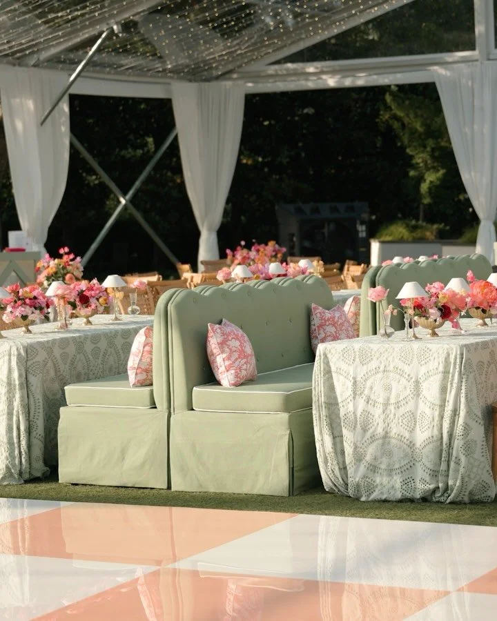 Just a few of our favorite moments and details from Scout and Will&rsquo;s reception 🤍🪩🌸

Wedding Planner: @claraelaineevents
Reception Venue:&nbsp;@dallasarboretumweddings
Photographer: @johncainphotography
Videography:&nbsp;@kindredweddingfilms
