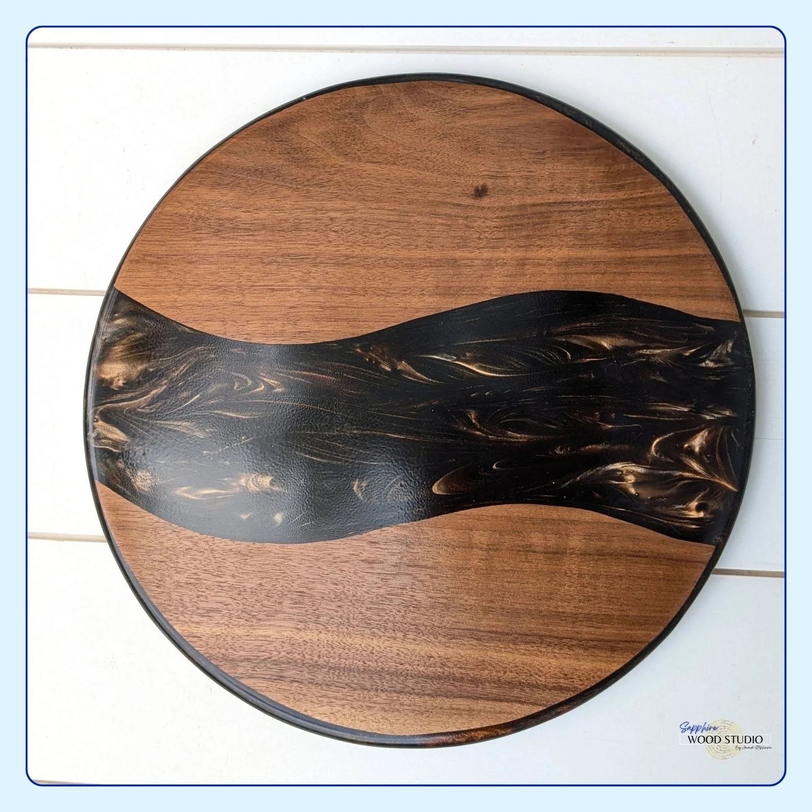 Resin Round.jpg