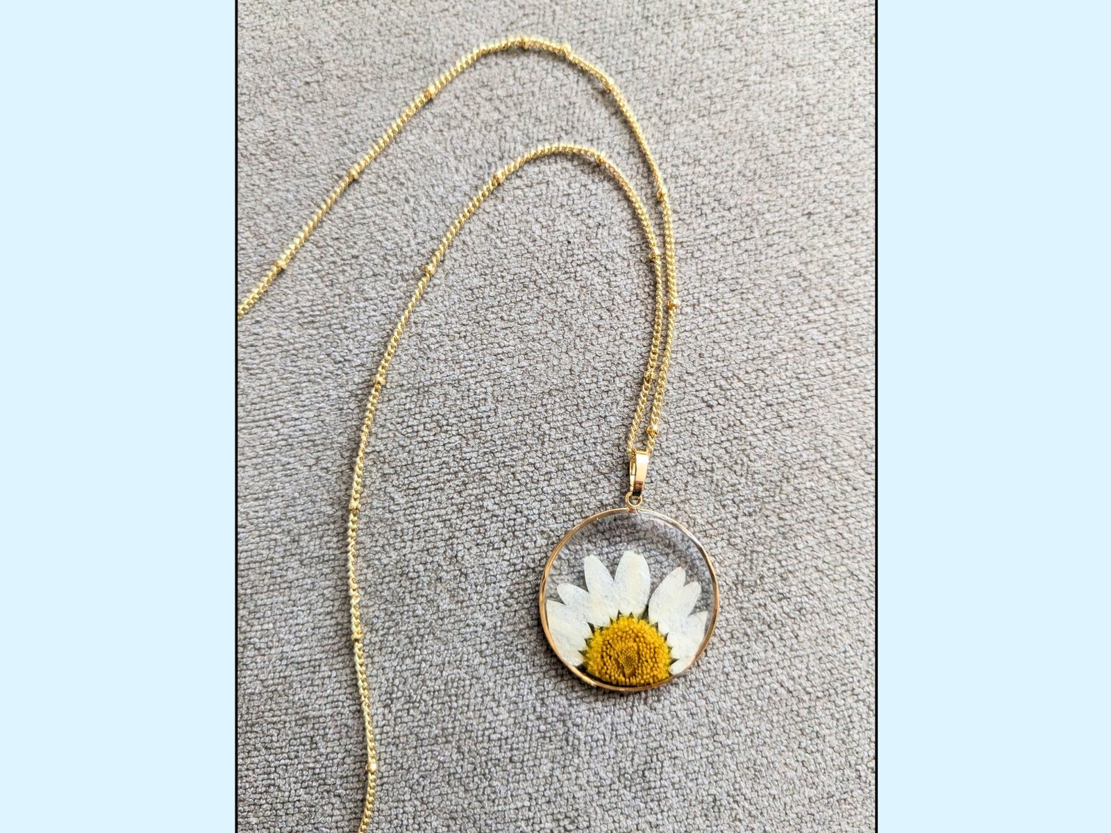 Make your own resin jewelry class Tennessee