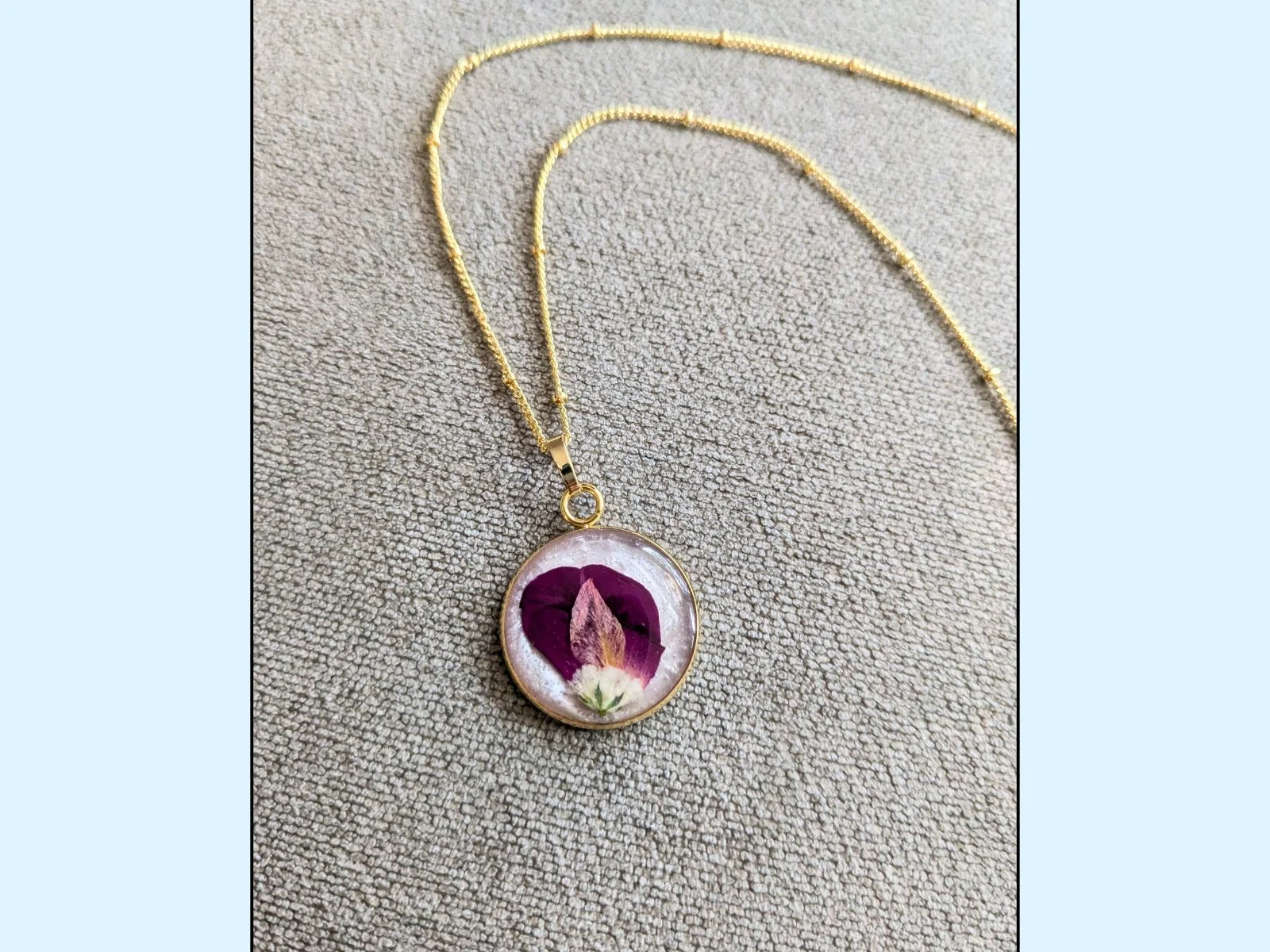 Make your own resin jewelry class Tennessee