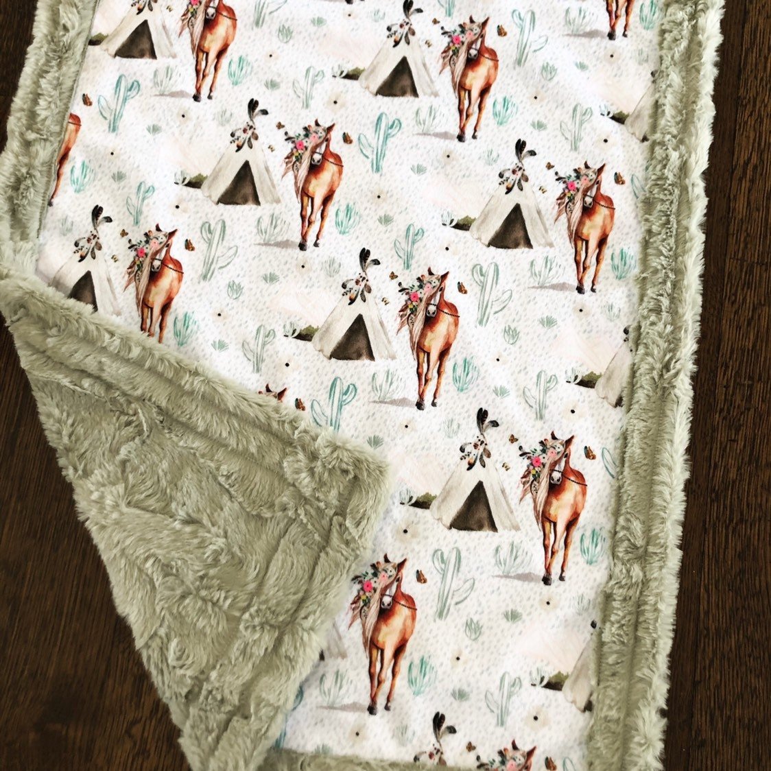 https://i.etsystatic.com/7029920/r/il/139bc0/1838134013/il_fullxfull.1838134013_3a9b.jpg