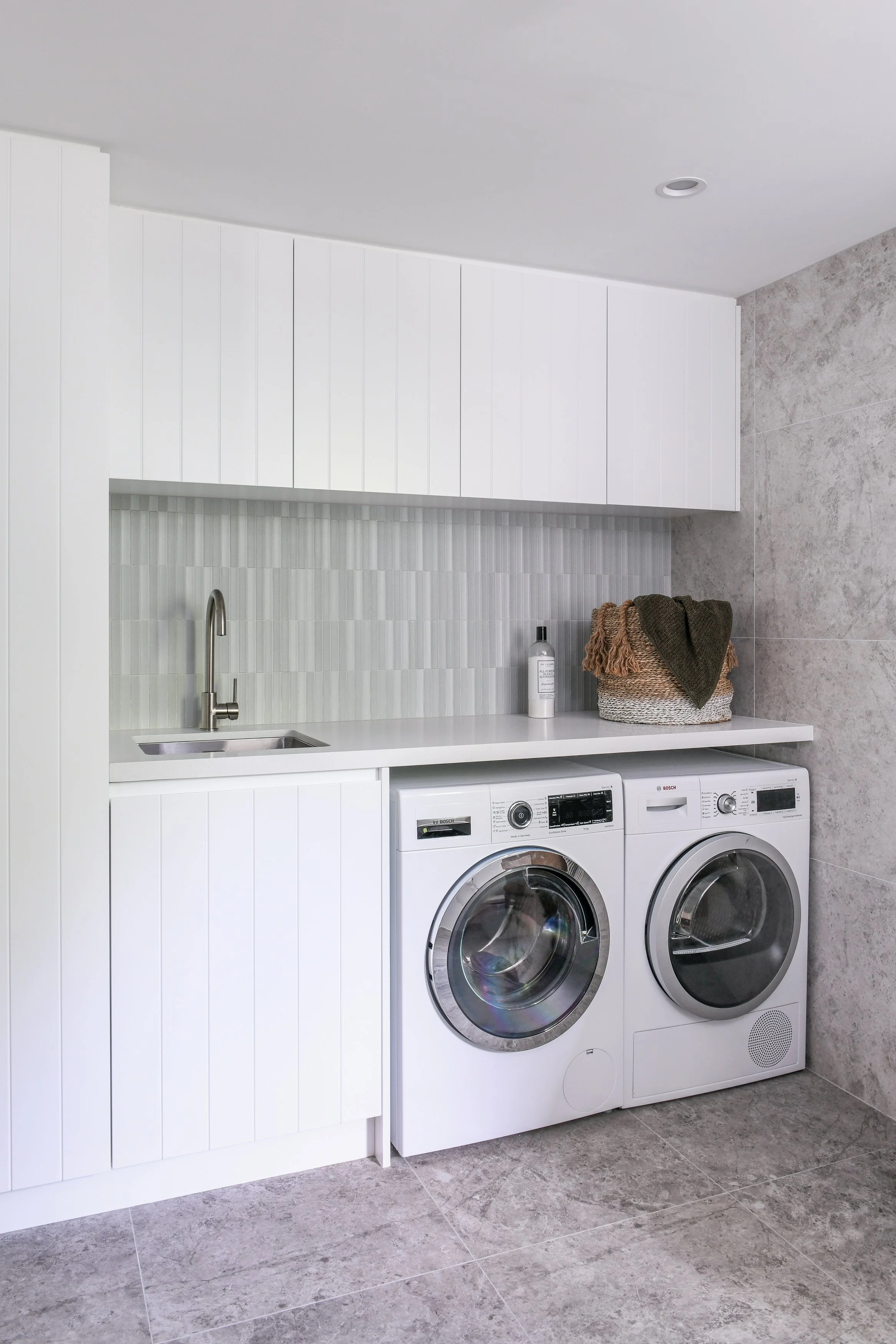 md_Catalpa Cres Laundry-4.jpg