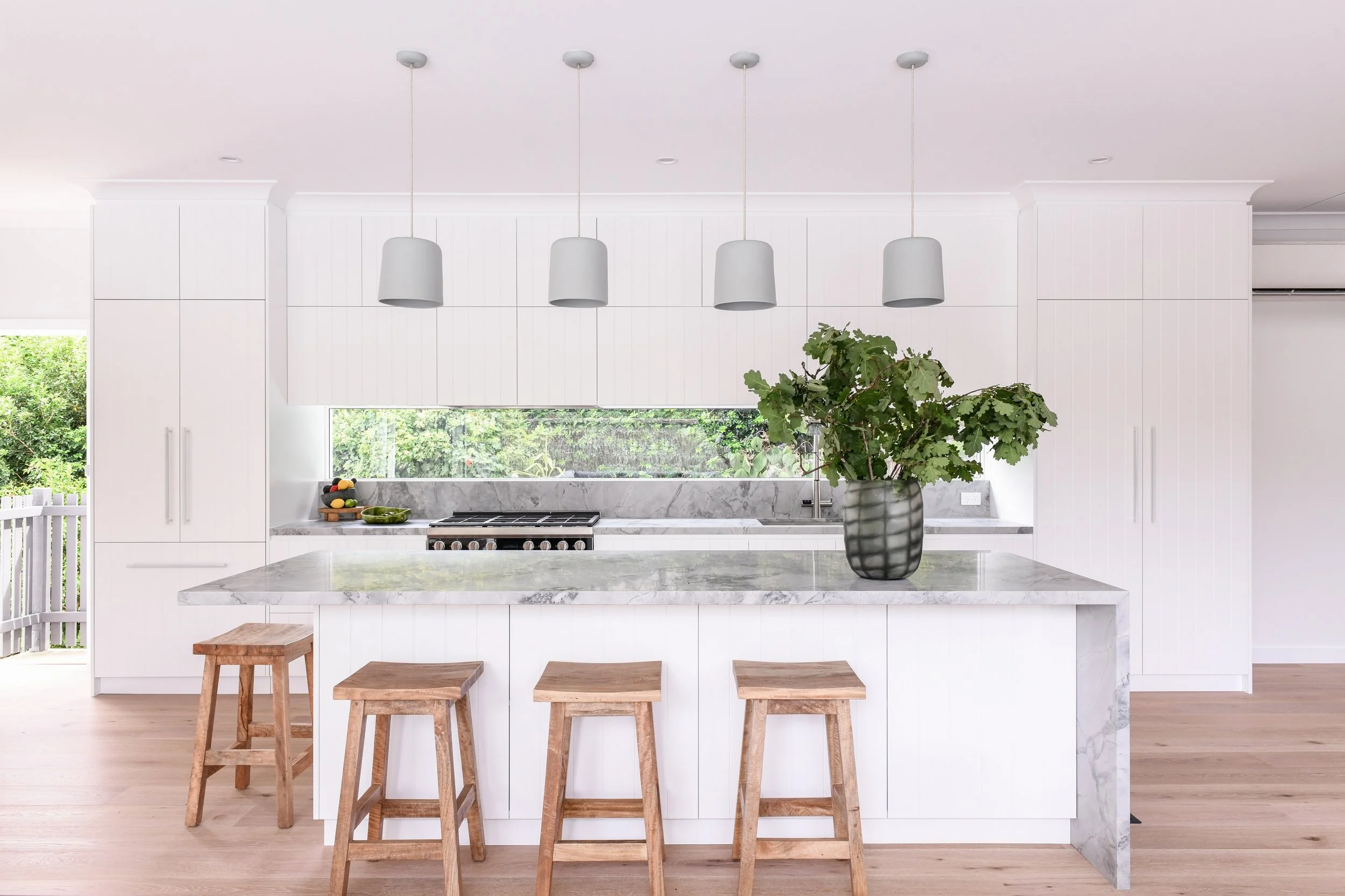 md_Catalpa Cres Kitchen-1.jpg