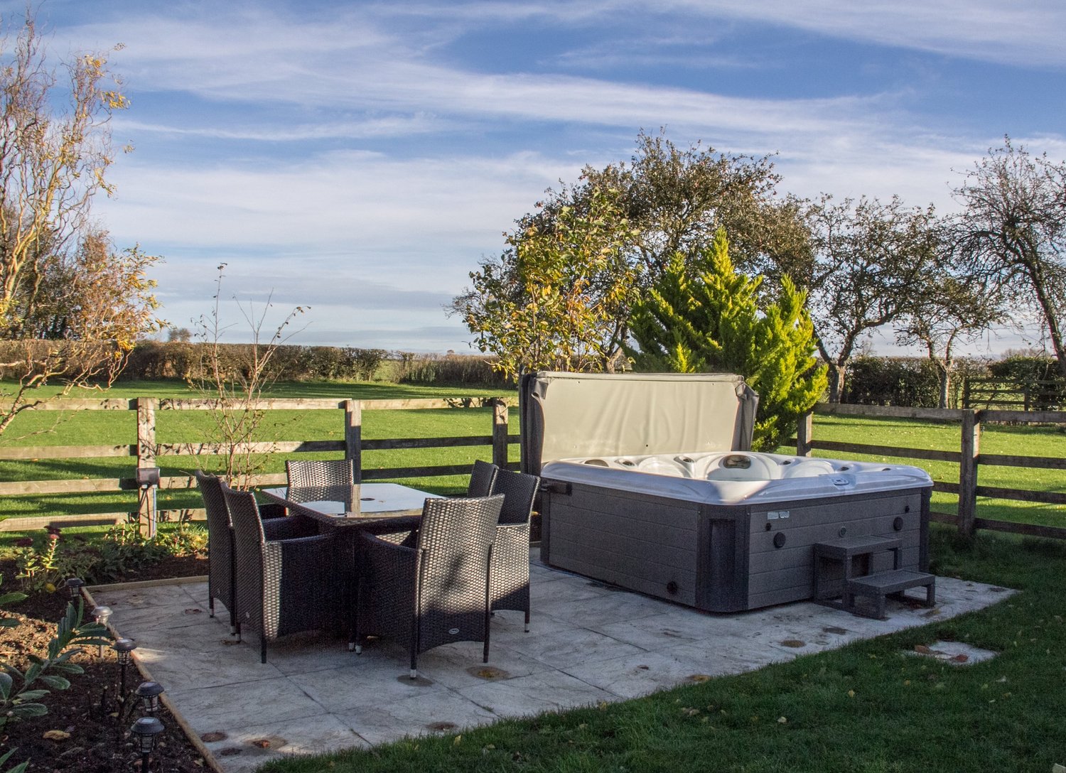 Greens Norton House Gallery — Greens Norton House