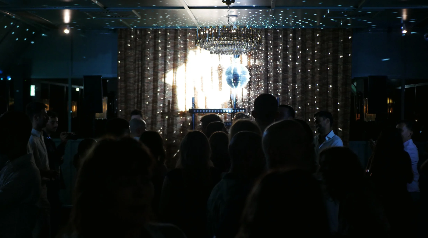 The Essentials of Awards Production: A Comprehensive Guide for Event Organisers