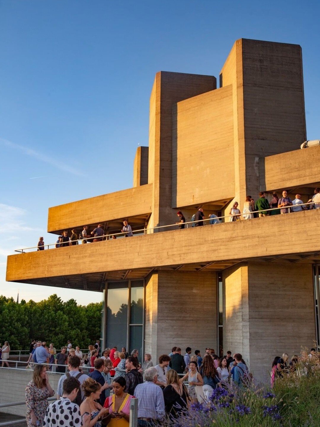 Next week's weather forecast is 100% our type on paper...

Stretch out with the family on our spacious South Bank terrace and we'll take care of the rest ☀️

📸@nationaltheatre
#lagambalondon