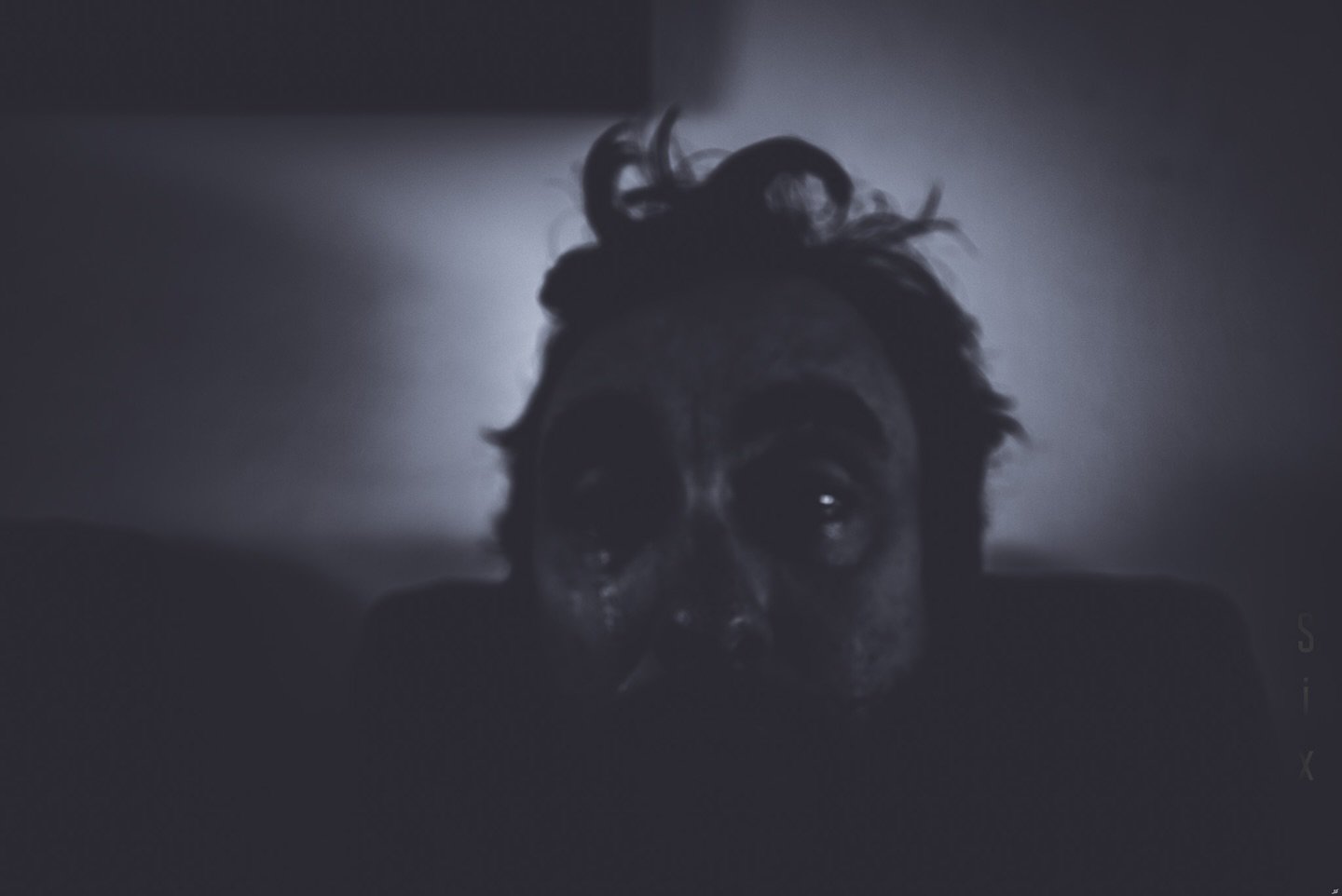 Resilience diary- pain today: Six/10. Photo: "Ħėřmįť" 

Fear comes in many forms. There's the shock option that sends the heartbeat flapping away or the suspenseful type that causes sweat to gather ands anxiety to rise. I've got a few fears