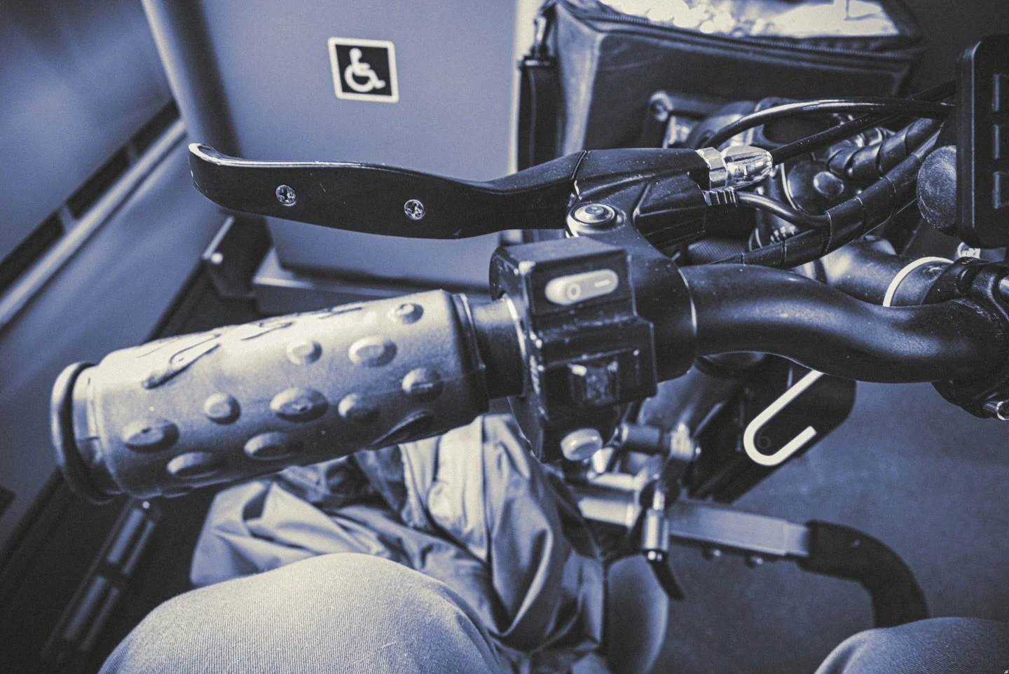 Resilience diary- pain today: 6/10. Photo: "&Scaron;&yacute;mbǒļ" 

Some clubs have invitations, rituals, hierarchy, structure etc, others are a demographical default with one of those having its own symbol with which you can be born into, 