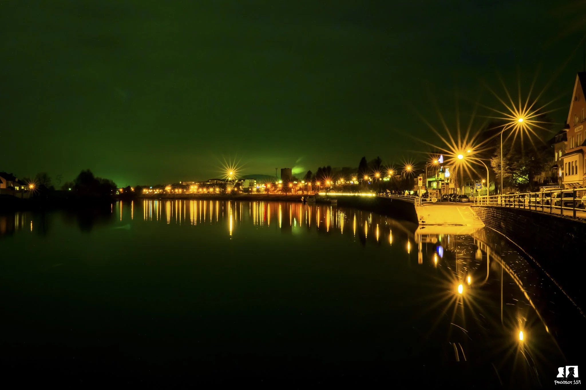 20221208 5 Mosel night wharf lights.jpg