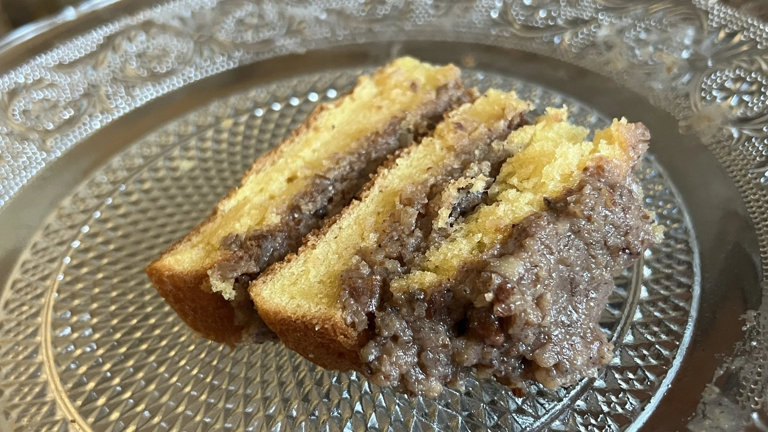 Old-Fashioned Pecan Cake