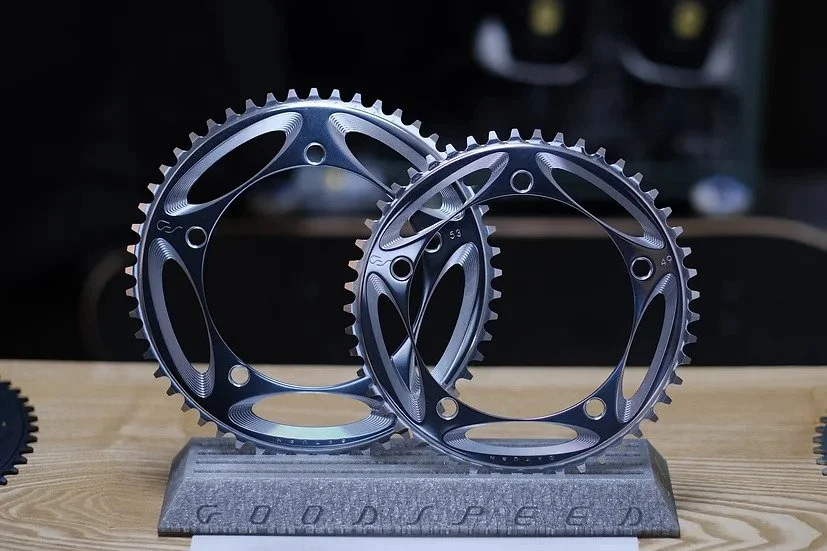 Saturn Chainring Trophy Mirror