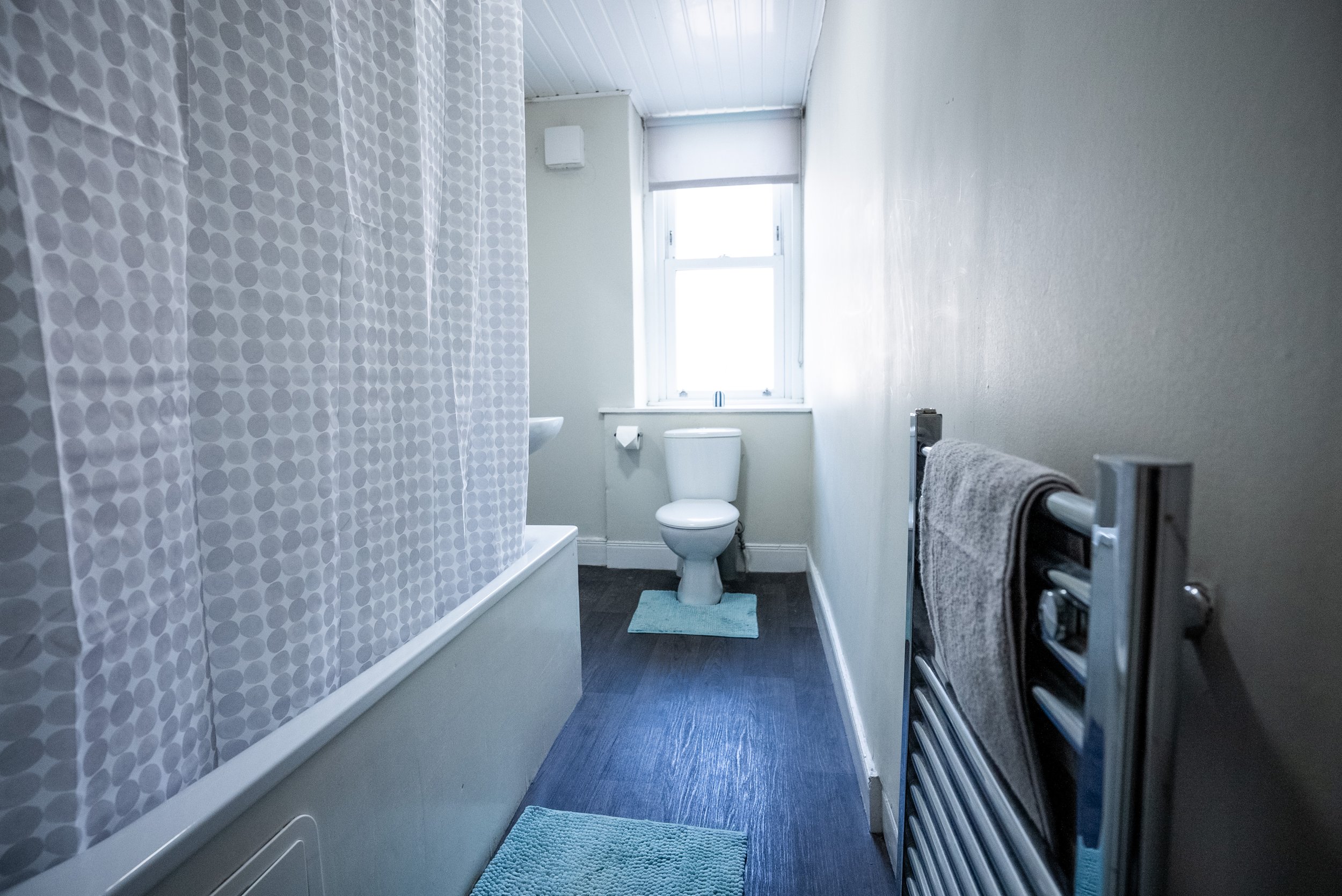 27-Park-Ave-Bathroom.jpg
