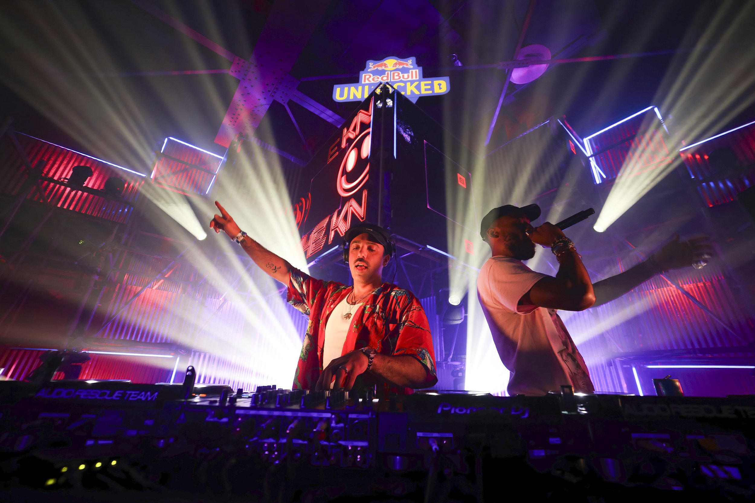 GS_230811_RBUnlocked_TheKnocks_-0001.jpg