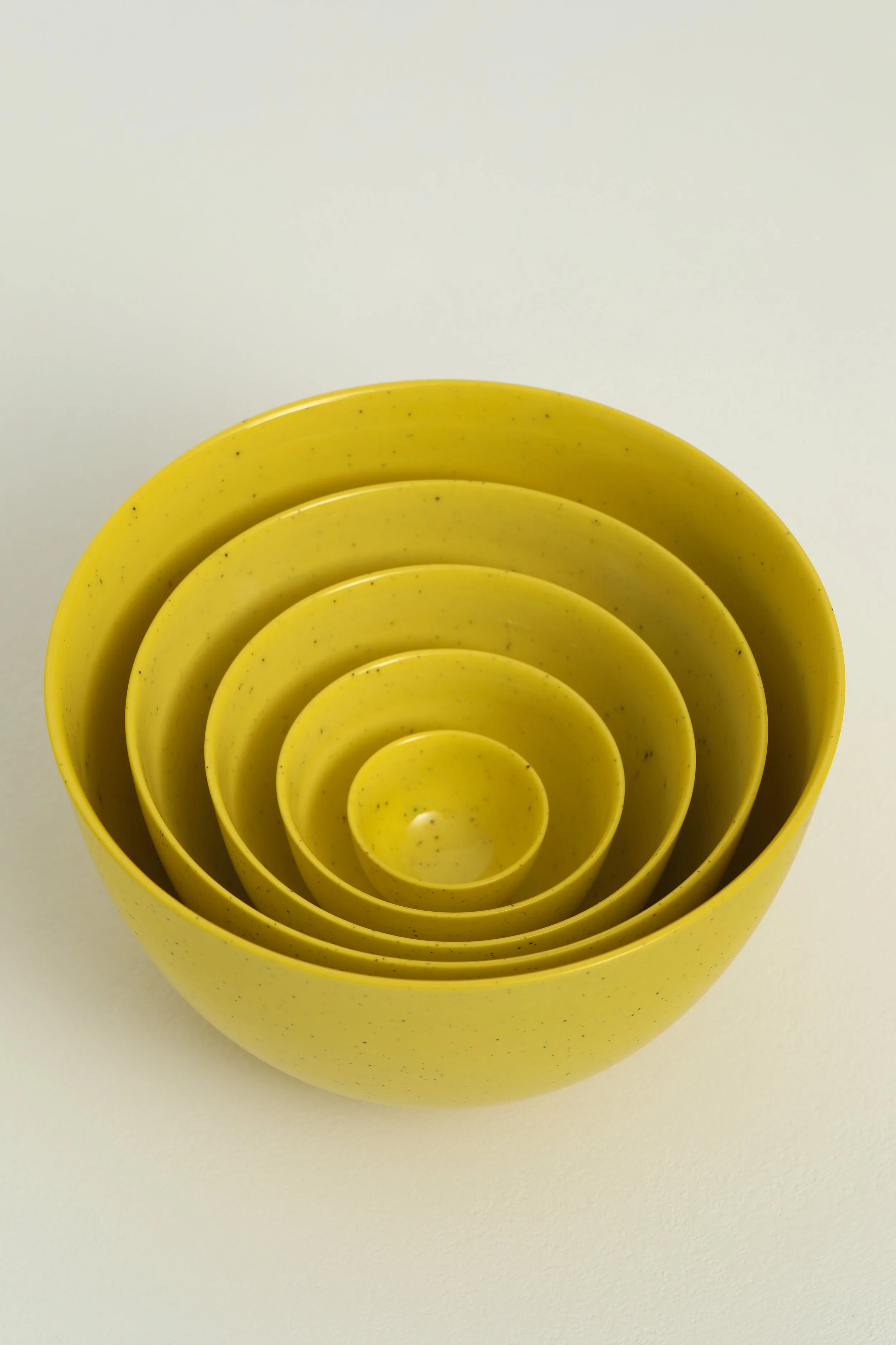 17. Speckled Yellow Nesting Bowls (5pcs)