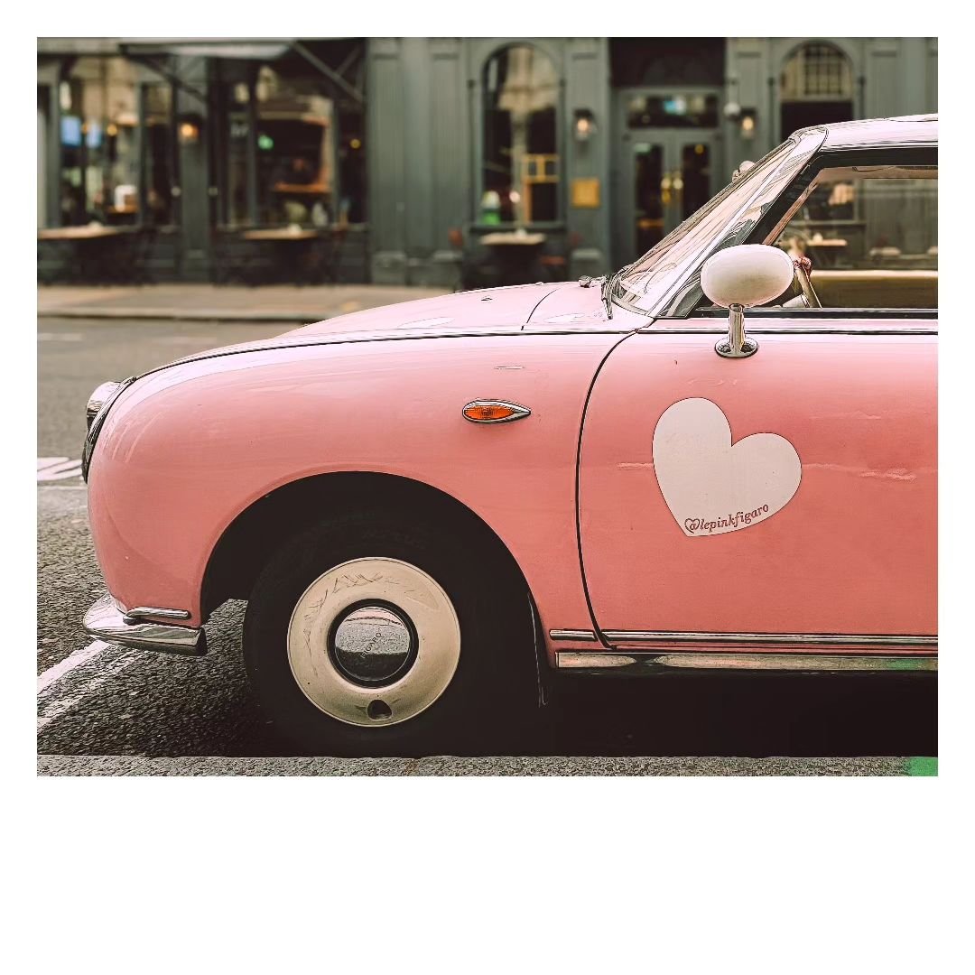 Collection of hearts
.
#streetphotography #photography #london #cinematicphotography #photochallenge #onephotoaday #mcmart #creativity #theartofnoticing #xiomiphotography #xiaomit11pro #car #carphotography #pink #pinkcar #heartcollection