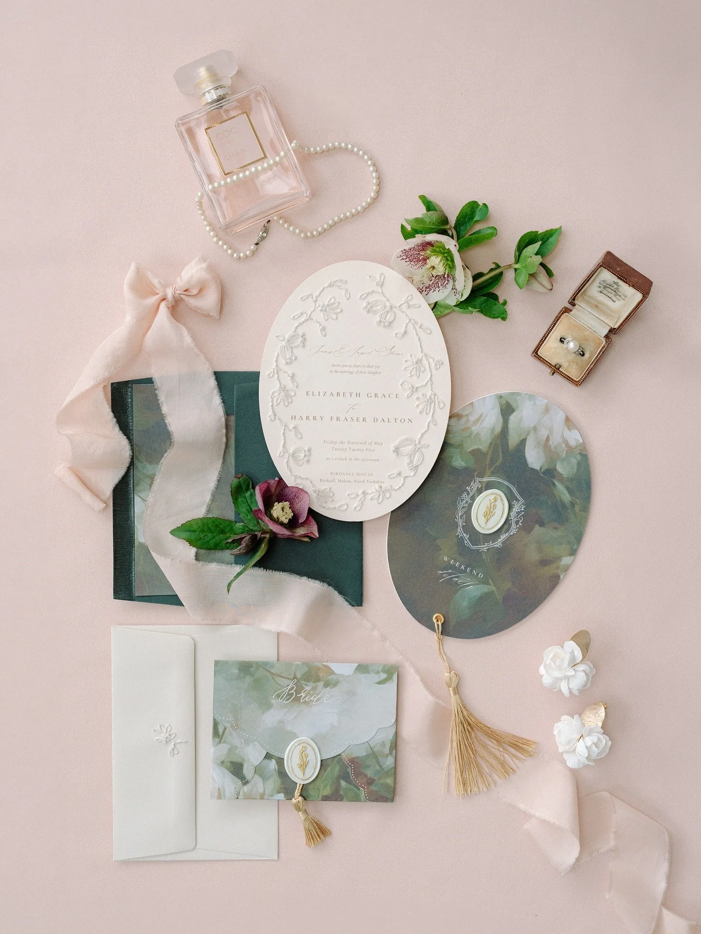 A little reminder about the importance of backups 🤍

I woke up the other morning to find my Mac completely dead!! Every wedding photographer&rsquo;s nightmare! Thankfully, a quick trip to the Apple Store and a week later they had managed to bring it