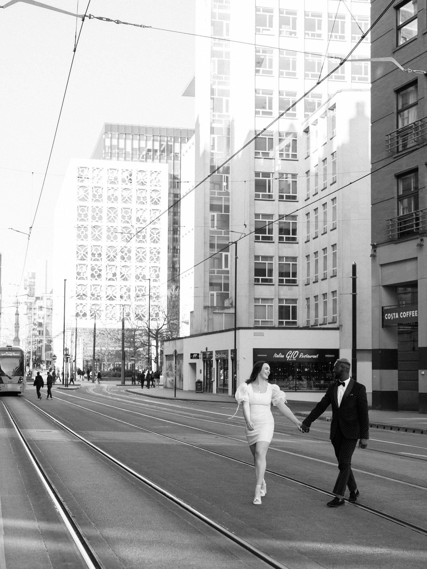 Throwback to this gorgeous couple session last year in Manchester 🤍 

#engagementsession #manchesterweddingphotographer #fineartweddingphotographer #editorialweddingphotographer #couplephotography