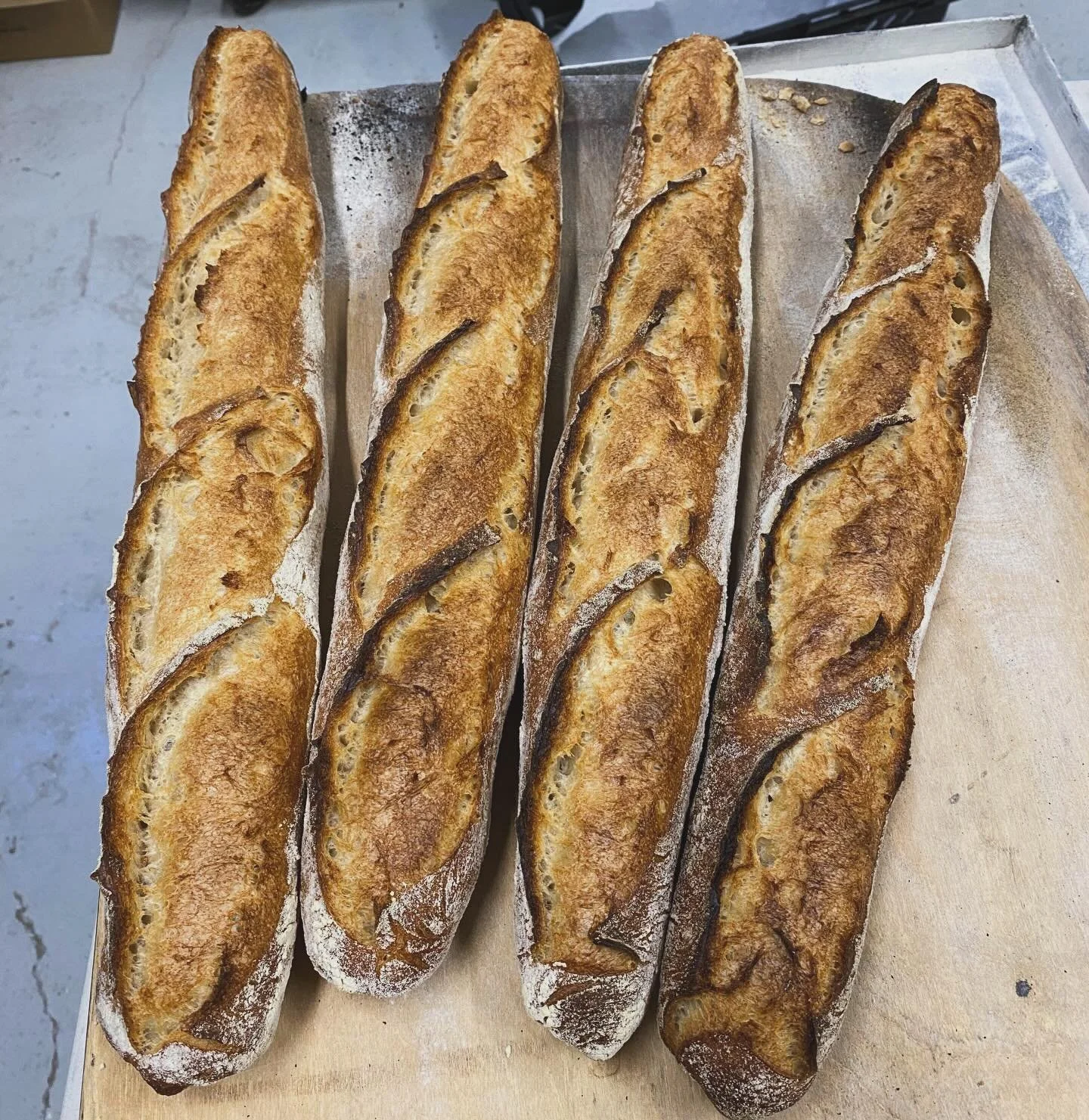 Don't miss out! Today's your last chance for fresh bread and pastries this week. We're not baking tomorrow and Saturday. However! New @hodmedods goods are in and the freezer's stocked. Flatbreads are back next week. Thanks for your support!