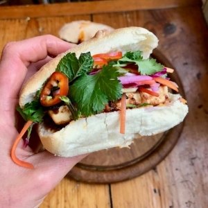 bahn mi_lola.jpeg