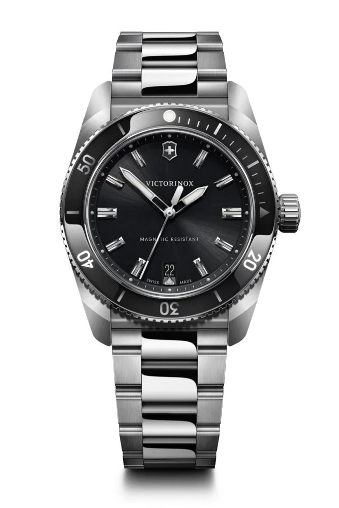 UVP € 695,-/ CHF 695.-